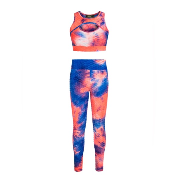 TIE-DYE WOMEN’S PRINT CUT OUT HONEYCOMB CROP TANK AND RUCHED LEGGINGS SET - Picture 1 of 3